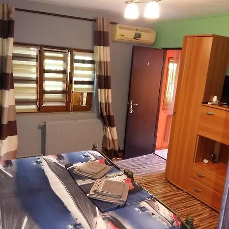 Searooms 3*